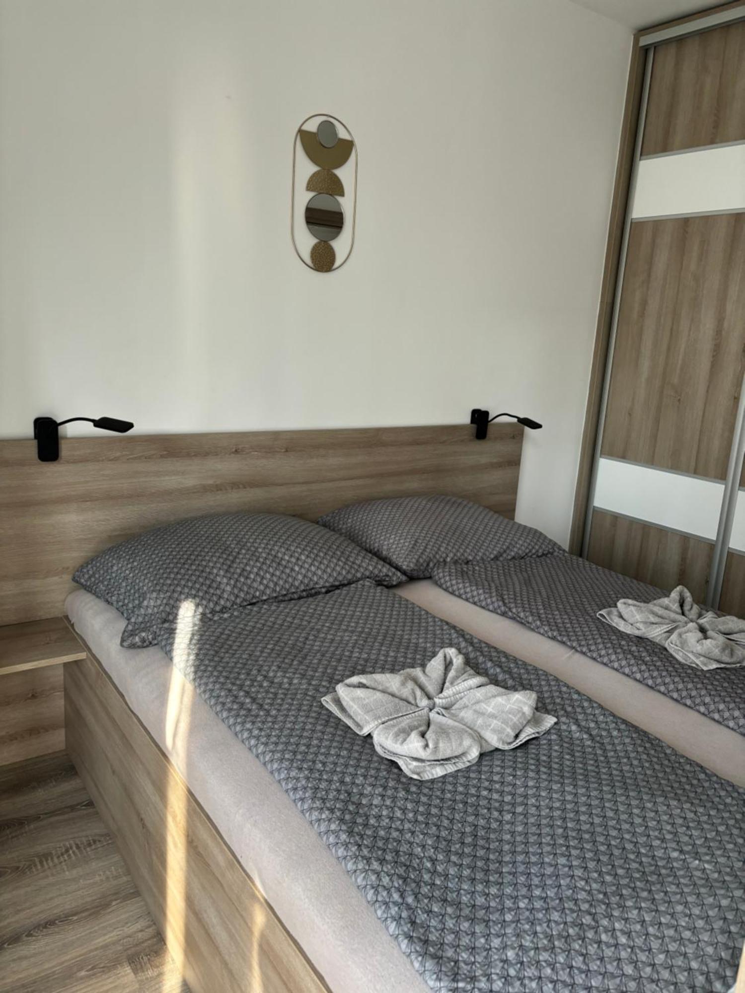 Oasis Apartman Hajduszoboszlo Exterior foto